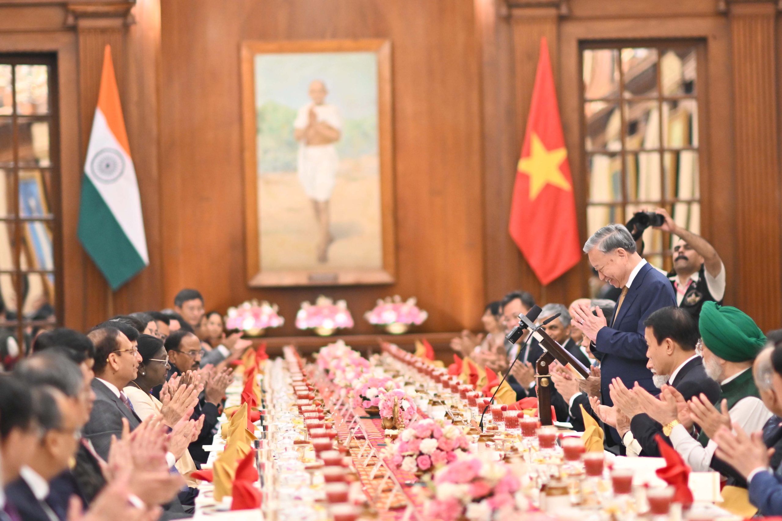President Murmu Hosts Vietnam President To Lam at Rashtrapati Bhavan