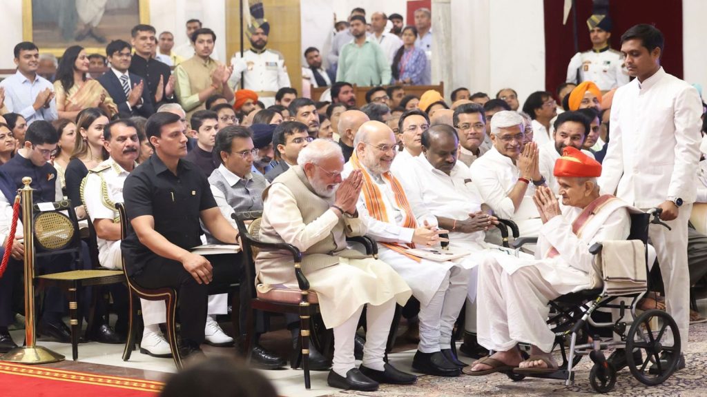 Modi-Padma-4