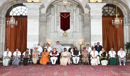 नर्सिंग कर्मियों ने सेवा और समर्पण की नई मिसाल कायम की : राष्ट्रपति मुर्मु