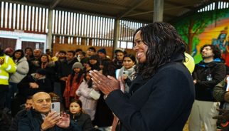 ब्रिटेन में सियासी हलचल: Keir Starmer की मंत्री का इस्तीफा, देशहित में पीएम से खास अपील