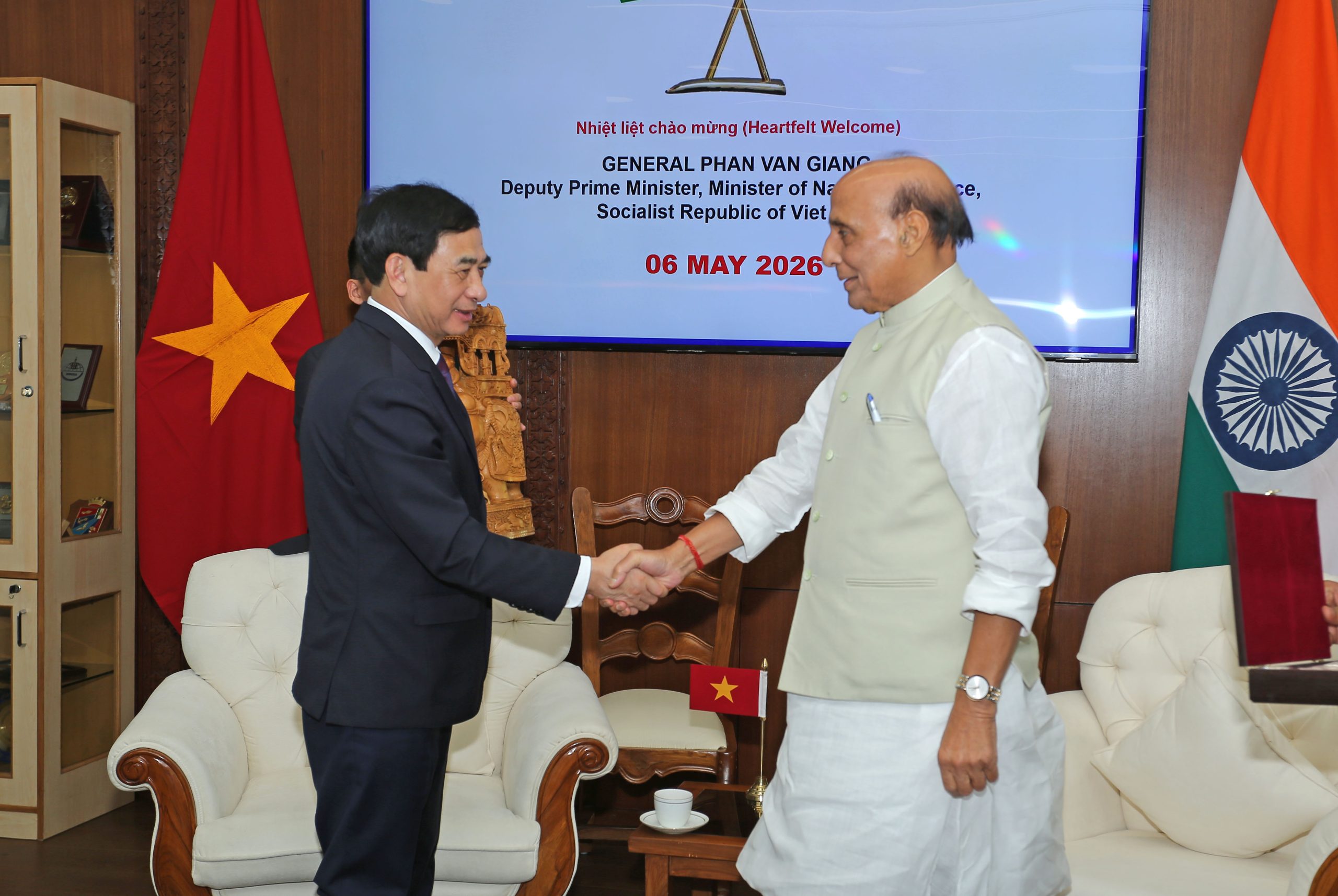 Rajnath Singh Holds Defence Talks with Vietnam Counterpart in New Delhi
