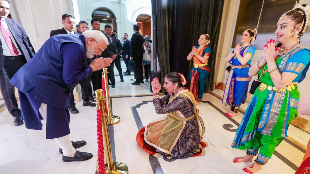 PM-Modi-italy-music-5