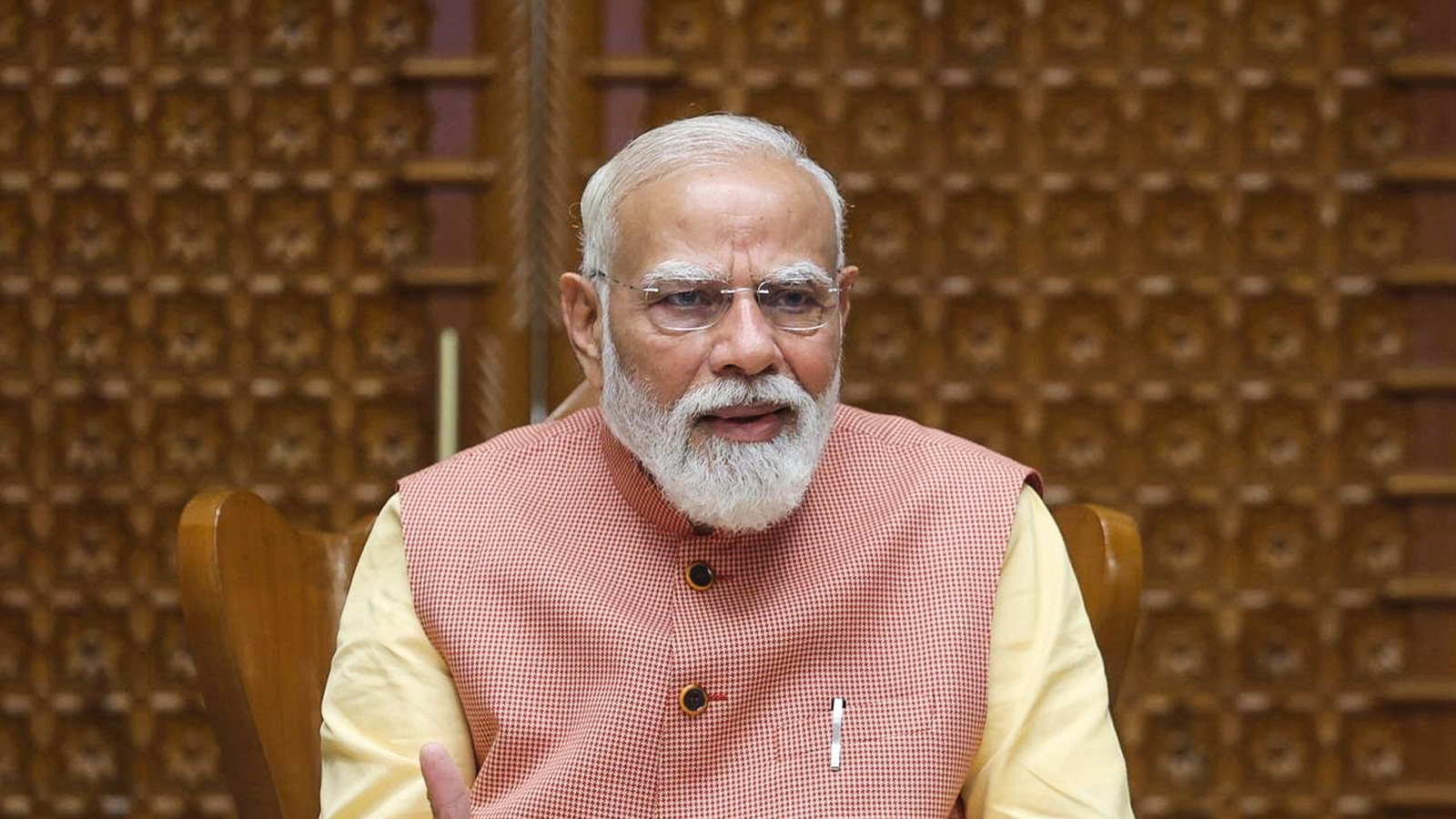 पीएम मोदी नीट-यूजी विवाद पर नजर रख रहे, सुप्रीम कोर्ट में केंद्र का बड़ा बयान