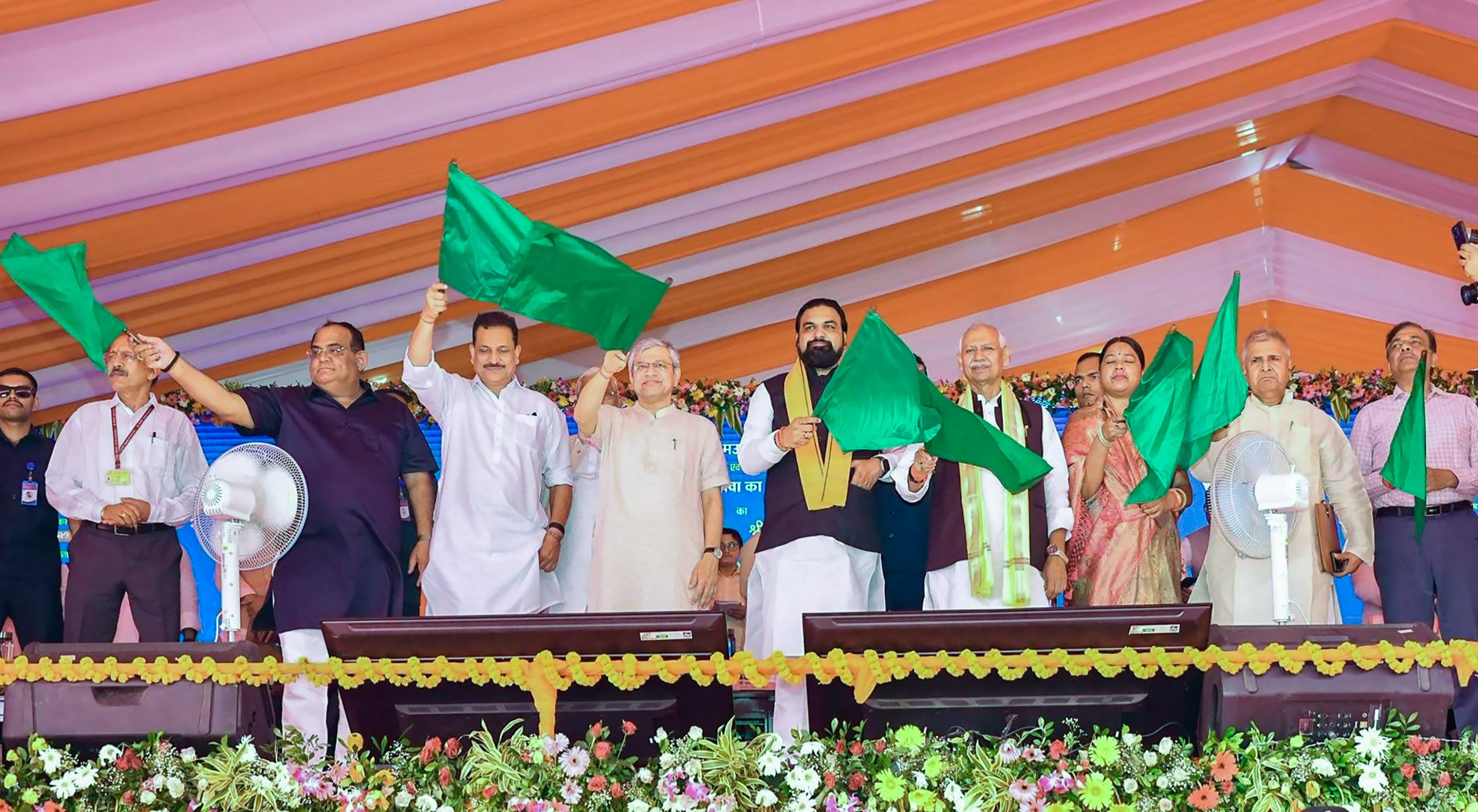 Ashwini Vaishnaw flags off Chhapra-Anand Vihar train, says Bihar will get 200 new trains in 7-8 years