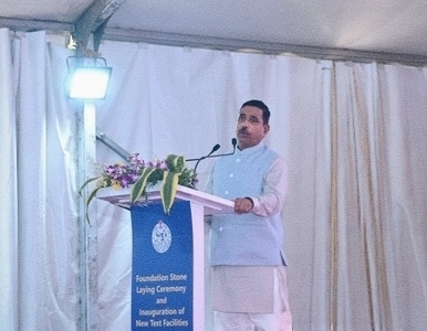 उपभोक्ता संरक्षण और व्यापार सुगमता के लिए मजबूत परीक्षण अवसंरचना जरूरी: प्रल्हाद जोशी
