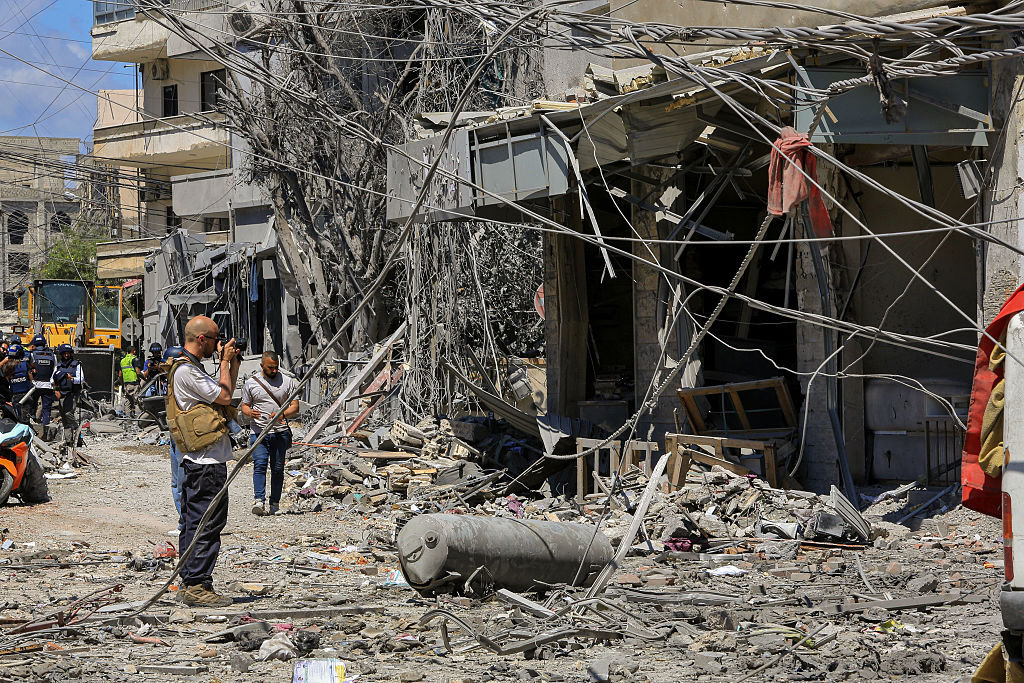 Israel strikes south Lebanon after stepping back from Beirut attack