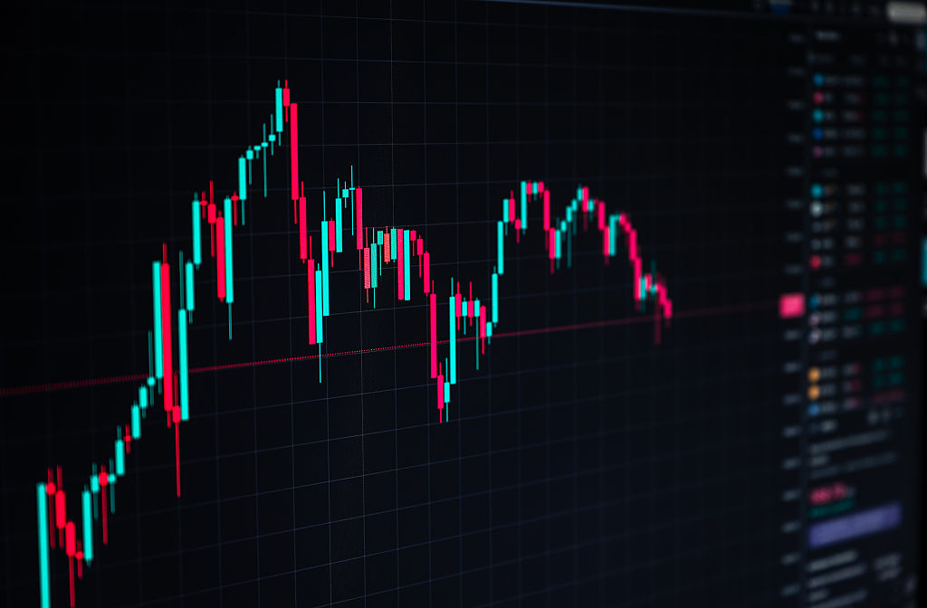 Asian stocks wobble after tech-led selloff, volatility risk highlighted