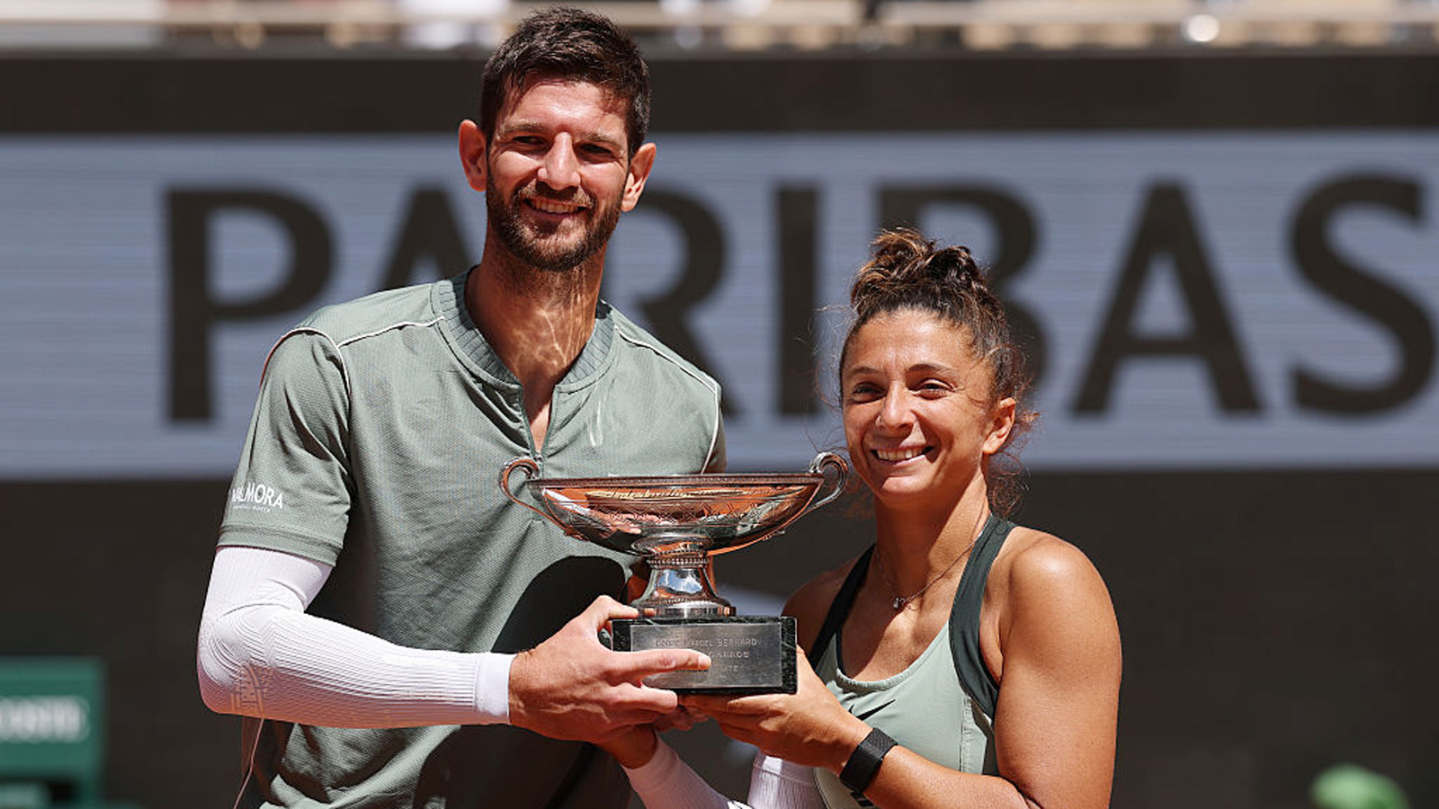 Errani and Vavassori retain French Open mixed doubles title