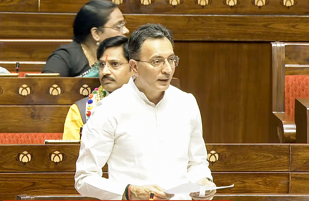 ई-रिक्शा बैटरी दुरुपयोग: सरकार ने बैटरी मैनेजमेंट सिस्टम मोबाइल एप्लिकेशन को ऐप स्टोर से हटाने का दिया आदेश