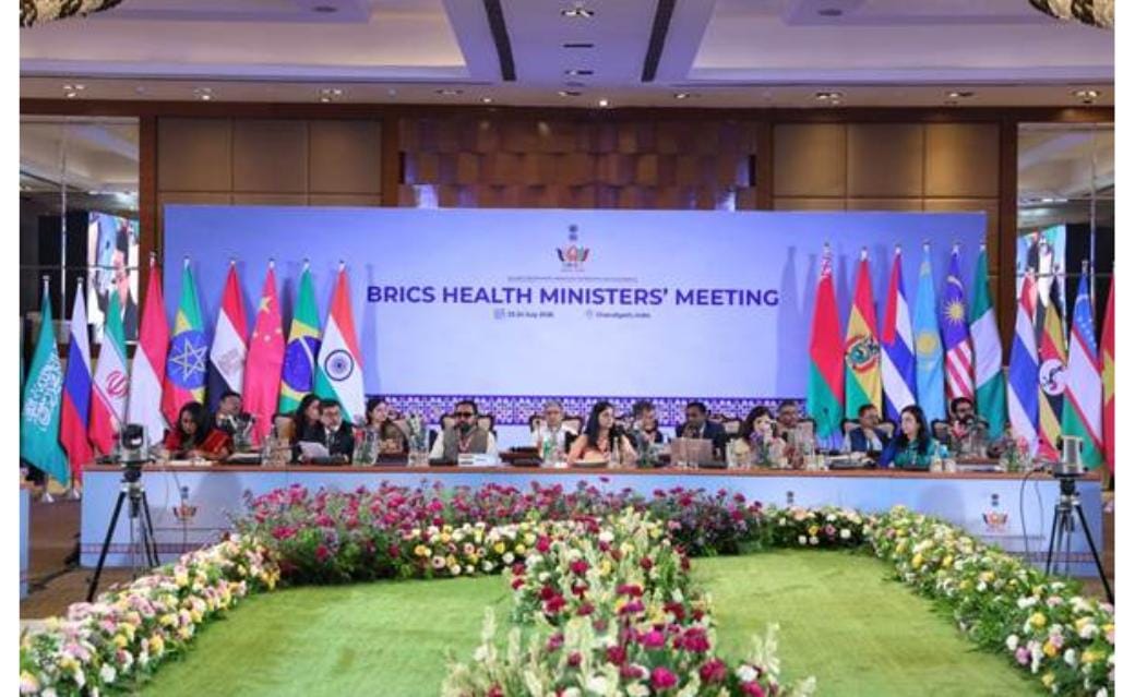 भारत की अध्यक्षता में 16वीं ब्रिक्स स्वास्थ्य मंत्रियों की बैठक संपन्न, स्वास्थ्य सहयोग को नई दिशा देने वाली घोषणा सर्वसम्मति से अपनाई