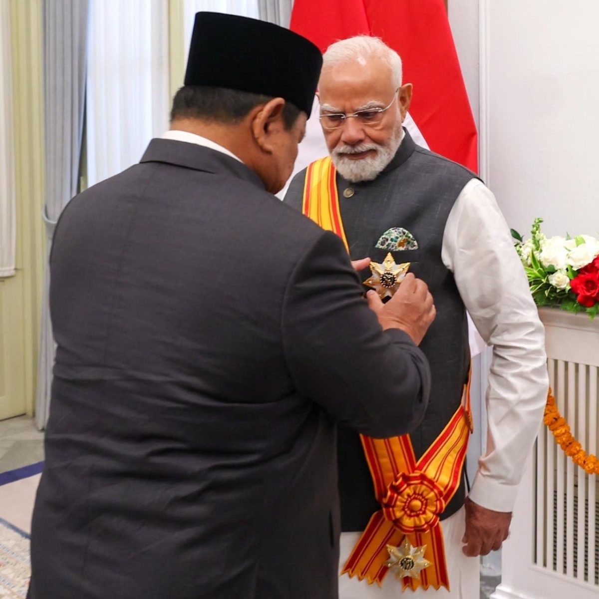 पीएम मोदी को मिला इंडोनेशिया का सर्वोच्च नागरिक सम्मान, अंतरराष्ट्रीय अवॉर्ड्स की संख्या पहुंची 35