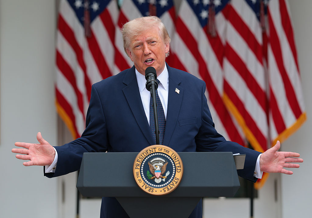 Trump says Iran “better behave”, avoids setting deadline amid escalating US-Iran tensions