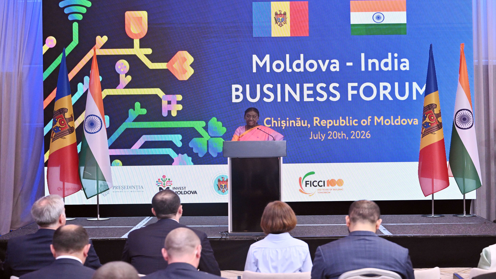 President Murmu invites Moldovan businesses to invest in India at India-Moldova Business Forum