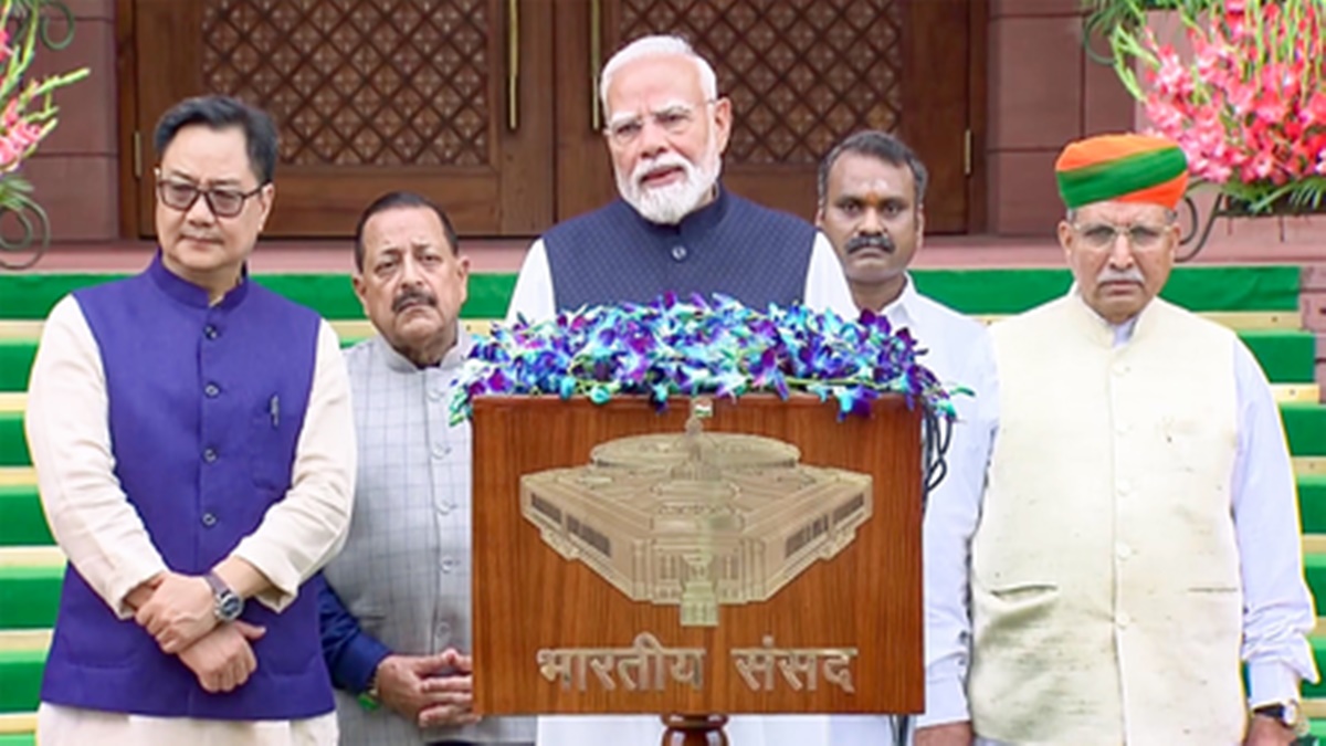 संसद के मानसून सत्र से पहले पीएम मोदी की नसीहत, ‘शांत चित्त और मजबूत तर्क ही लोकतंत्र की ताकत’