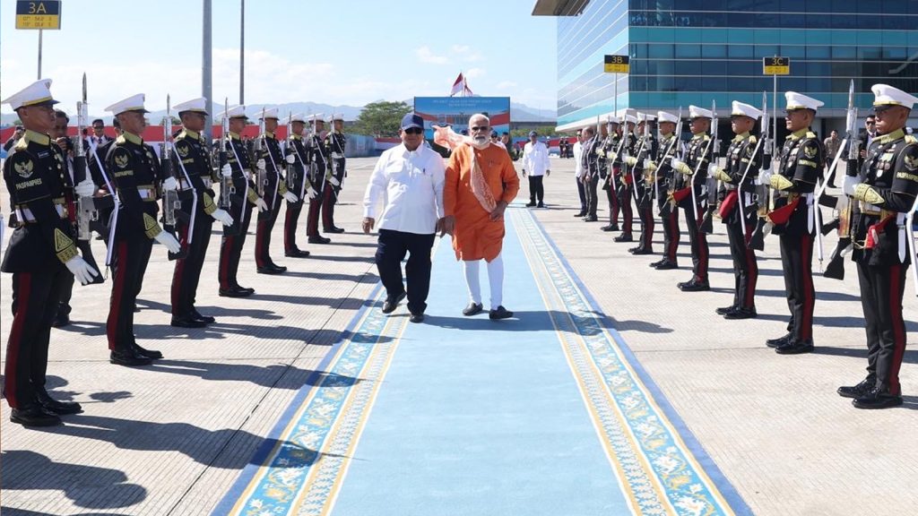 PM-Modi-departs-1