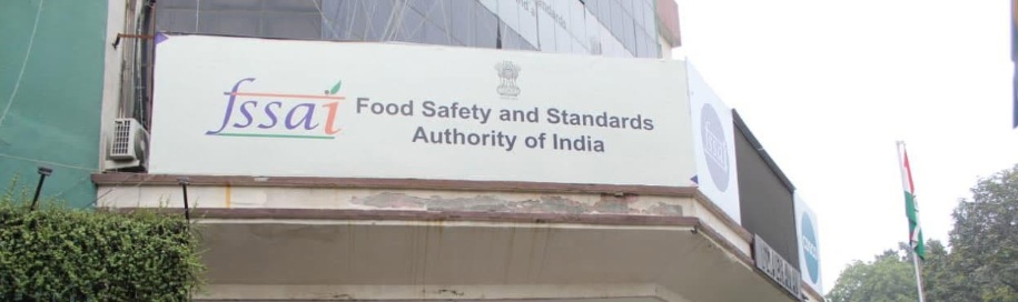 स्कूलों में बिकने वाले खाद्य पदार्थों में फैट, चीनी और नमक की मात्रा पर सख्ती का प्रस्ताव