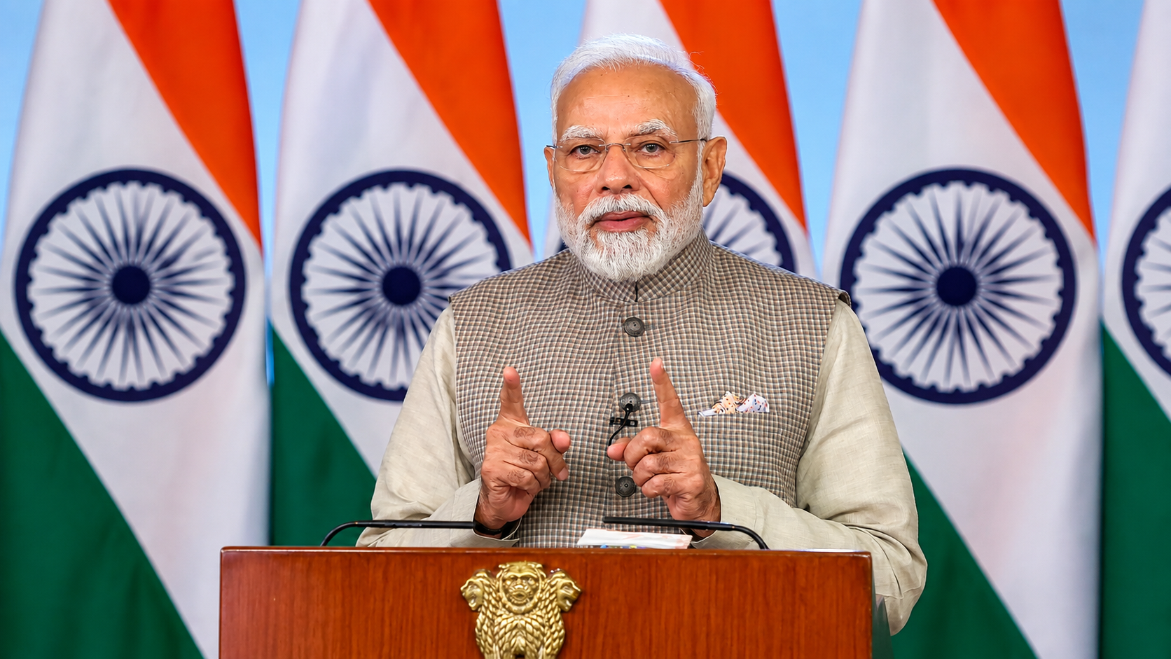 पीएम मोदी ने भारतीय फार्मा कंपनियों से दुनिया की शीर्ष 5 कंपनियों में जगह बनाने को कहा