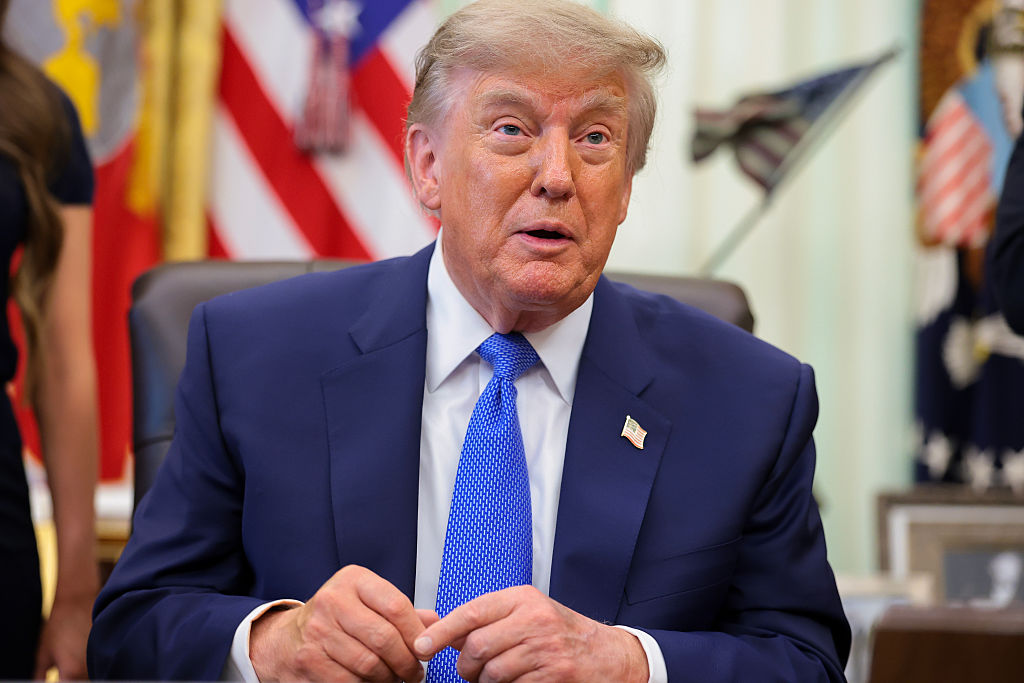 Trump says Iran wants deal as Gulf talks delayed, Houthis strike Saudi Arabia