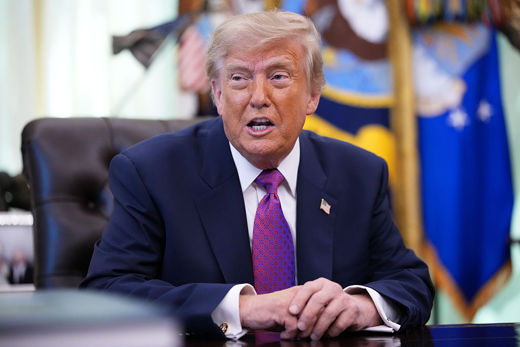 Trump says US could stay in Iran and keep oil, like Venezuela deal