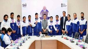 सीडब्ल्यूजी 2026 के पदक विजेताओं का सम्मान, मांडविया ने सौंपी प्राइज मनी