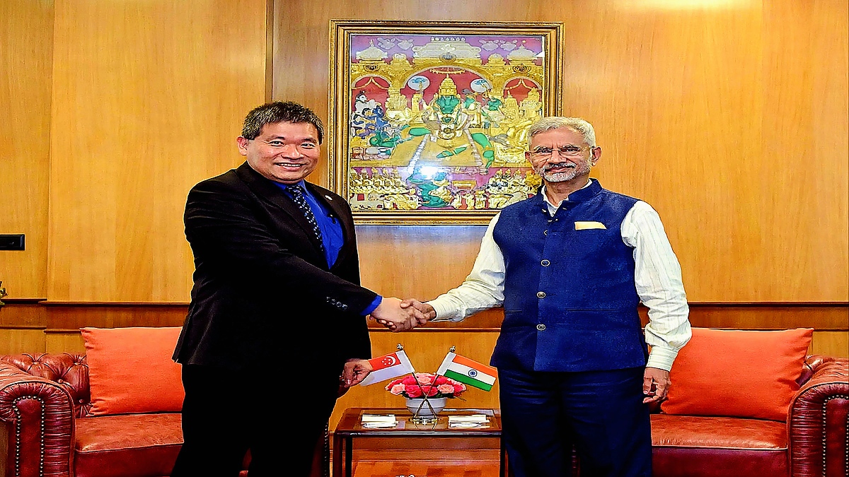 एस जयशंकर और विक्रम मिस्री ने ल्यूक गोह से की मुलाकात, भारत-सिंगापुर साझेदारी पर चर्चा