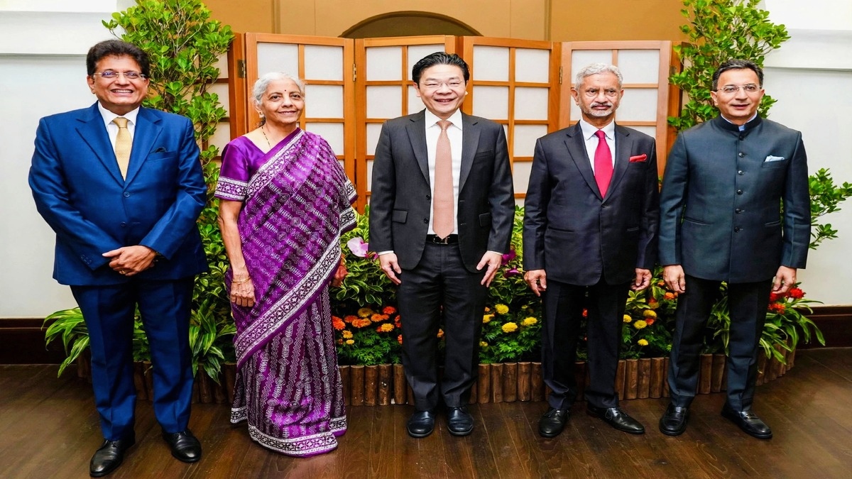 भारत-सिंगापुर साझेदारी को नई गति देने पर मंथन, शीर्ष मंत्रियों ने लॉरेंस वोंग से की मुलाकात
