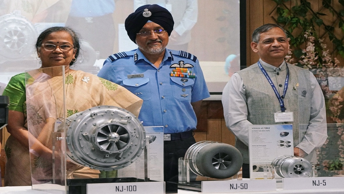 सीएसआईआर-एनएएल ने स्वदेशी छोटे गैस टर्बाइन इंजन किए पेश, मानवरहित रक्षा क्षमताओं को मिलेगी मजबूती