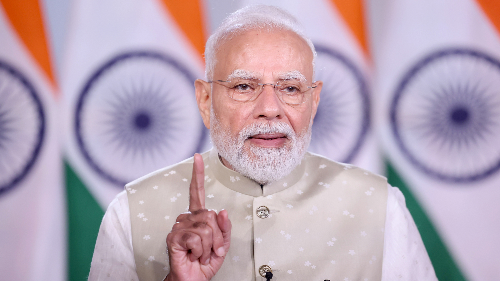7.8% जीडीपी ग्रोथ पर पीएम मोदी ने दी बधाई, कहा- ‘दुनिया युद्ध में डूबी हुई है, भारत तेज गति से प्रगति कर रहा है’