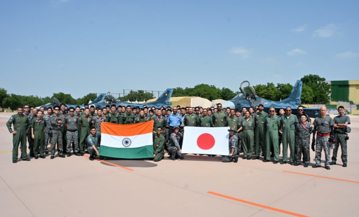 JASDF लड़ाकू विमान की पहली भारत यात्रा, राजनाथ सिंह ने बताया भारत-जापान रक्षा सहयोग का अहम पड़ाव