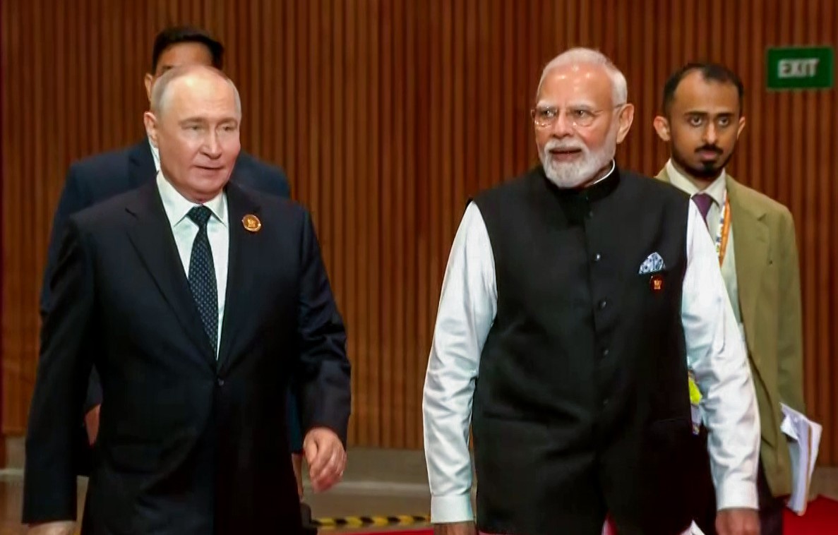 PM Modi, Putin arrive at Bharat Mandapam as BRICS Summit begins