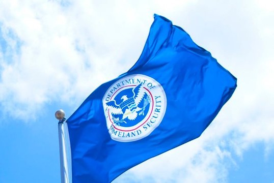 US कोर्ट ने ट्रंप प्रशासन की नई वीजा पालिसी पर लगाई अस्थायी रोक
