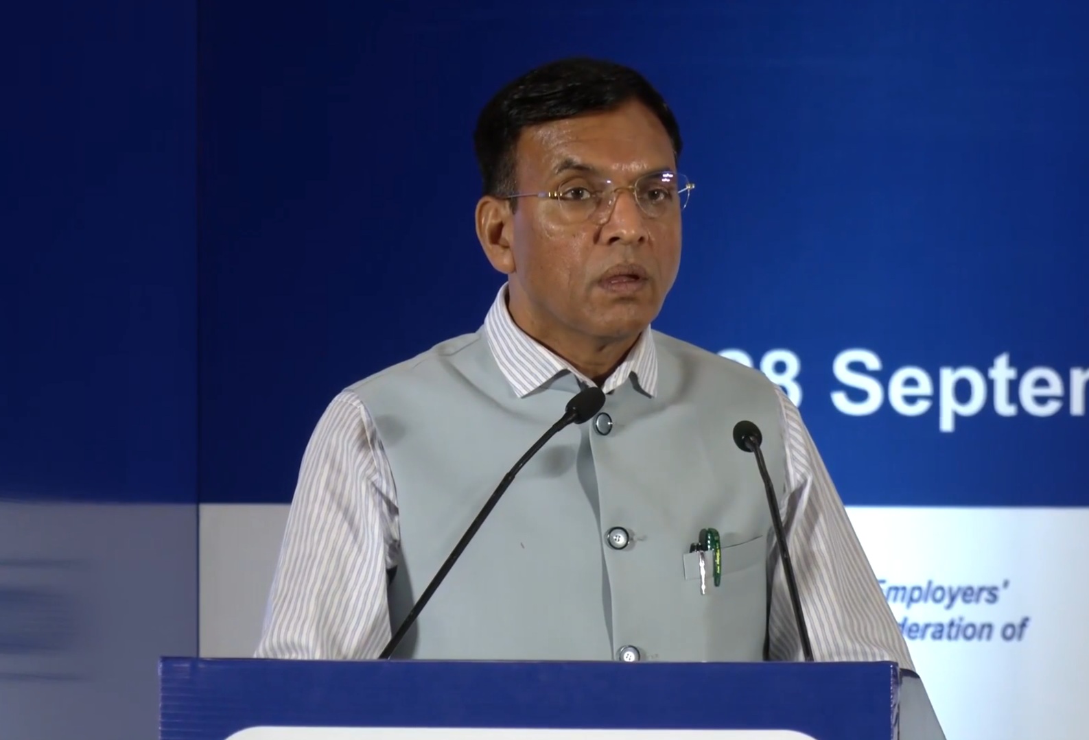 25 करोड़ लोगों को ईएसआईसी के जरिए स्वास्थ्य सुरक्षा दे रही सरकार: मनसुख मंडाविया