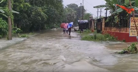 बंगाल में लगातार बारिश का कहर,  आज से मौसम में कुछ सुधार की संभावना