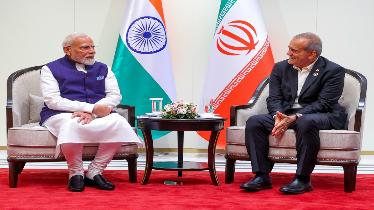पश्चिम एशिया संघर्ष पर पीएम मोदी की अपील, कहा- बातचीत और कूटनीति से निकले समाधान