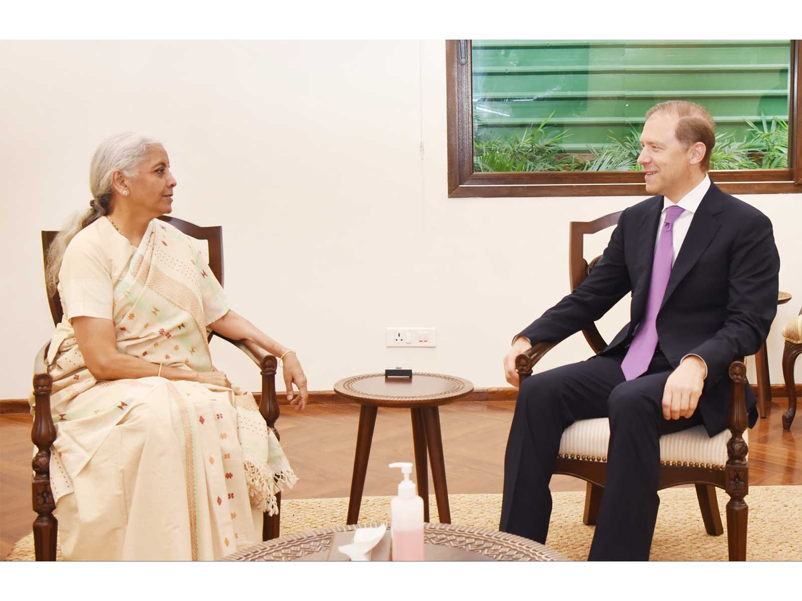 Sitharaman meets Manturov, discusses investment flows and financial cooperation