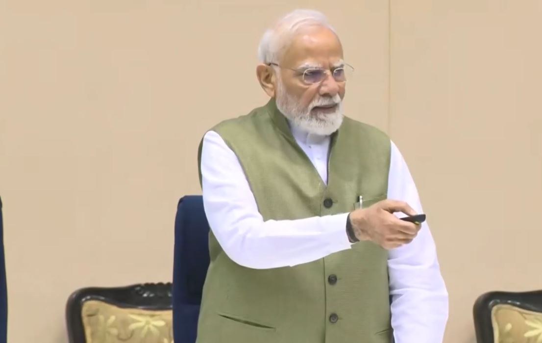 कार्बन उत्सर्जन का ठीकरा विकासशील देशों पर फोड़ना गलत, भारत का प्रति व्यक्ति उत्सर्जन ग्लोबल एवरेज से आधा : पीएम मोदी