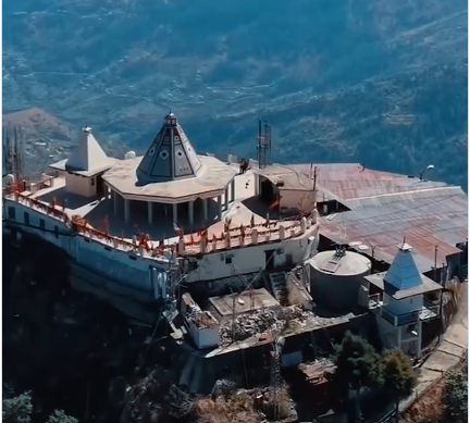 उत्तराखंड का चंद्रबदनी देवी मंदिर, मंदिर में मूर्ति की जगह श्री यंत्र की होती है पूजा