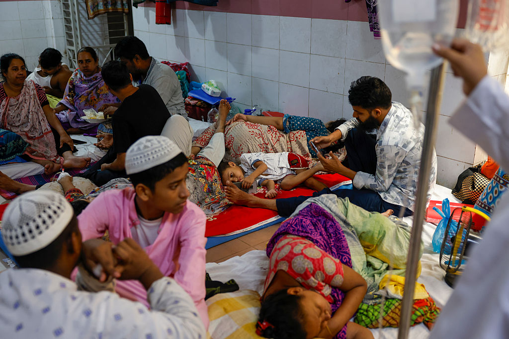 Bangladesh dengue outbreak accelerates as hospitals come under strain