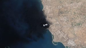 Fresh security alerts in Saudi Arabia, including Makkah; Houthi attacks raise shipping concerns