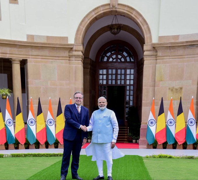 पीएम मोदी से मिले बेल्जियम के प्रधानमंत्री वेवर, हैदराबाद हाउस में अहम बैठक