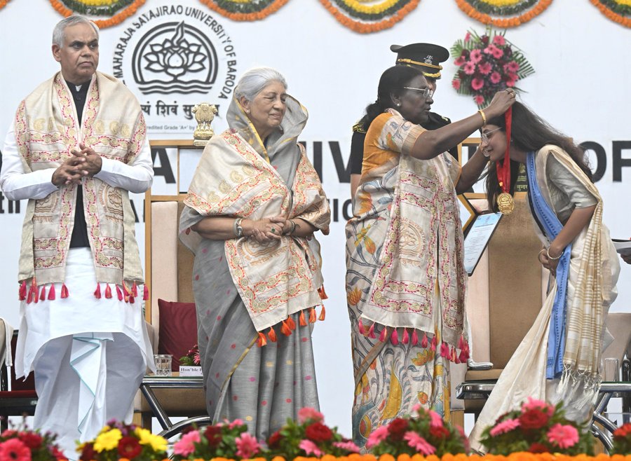 AI समाधान दे सकता है, लेकिन सही सवाल पूछना आपकी जिम्मेदारी होनी चाहिए: राष्ट्रपति मुर्मु