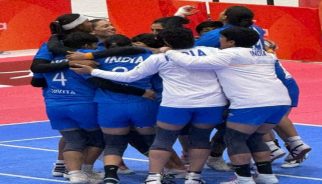 एशियन गेम्स: भारतीय महिला कबड्डी टीम ने जीता गोल्ड, फाइनल में ईरान को 37-34 से हराया