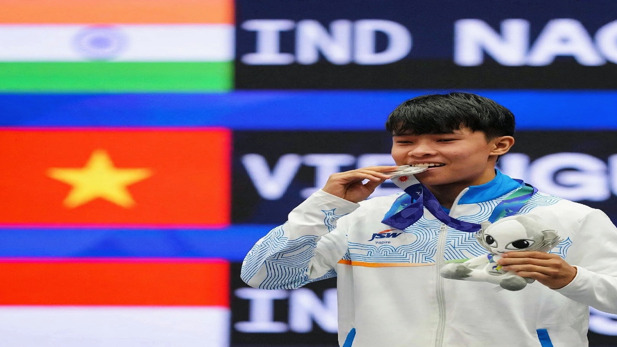 महिला 60 किलोग्राम सांडा स्पर्धा में रजत जीतने पर नाओरेम रोशिबिना देवी को प्रधानमंत्री ने दी बधाई