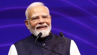 पीएम मोदी ने एशियाई खेलों में स्वर्ण पदक जीतने वाले ट्रैप शूटर्स और महिला कंपाउंड तीरंदाजों को दी बधाई