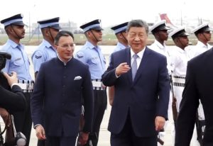 ब्रिक्स शिखर सम्मेलन में भाग लेने के लिए भारत पहुंचे चीनी राष्ट्रपति शी जिनपिंग