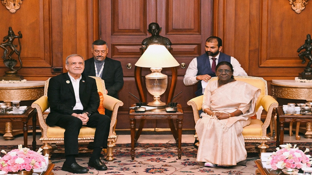 राष्ट्रपति मुर्मु से मिले ईरानी राष्ट्रपति पेज़ेश्कियान, भारत की BRICS अध्यक्षता की सराहना