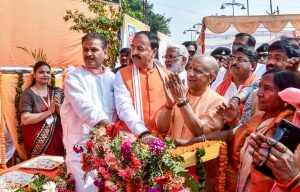 राहुल याद रखें, आजादी के लिए नेहरू ही नहीं, मसुरियादीन पासी भी गए थे जेल : योगी आदित्यनाथ