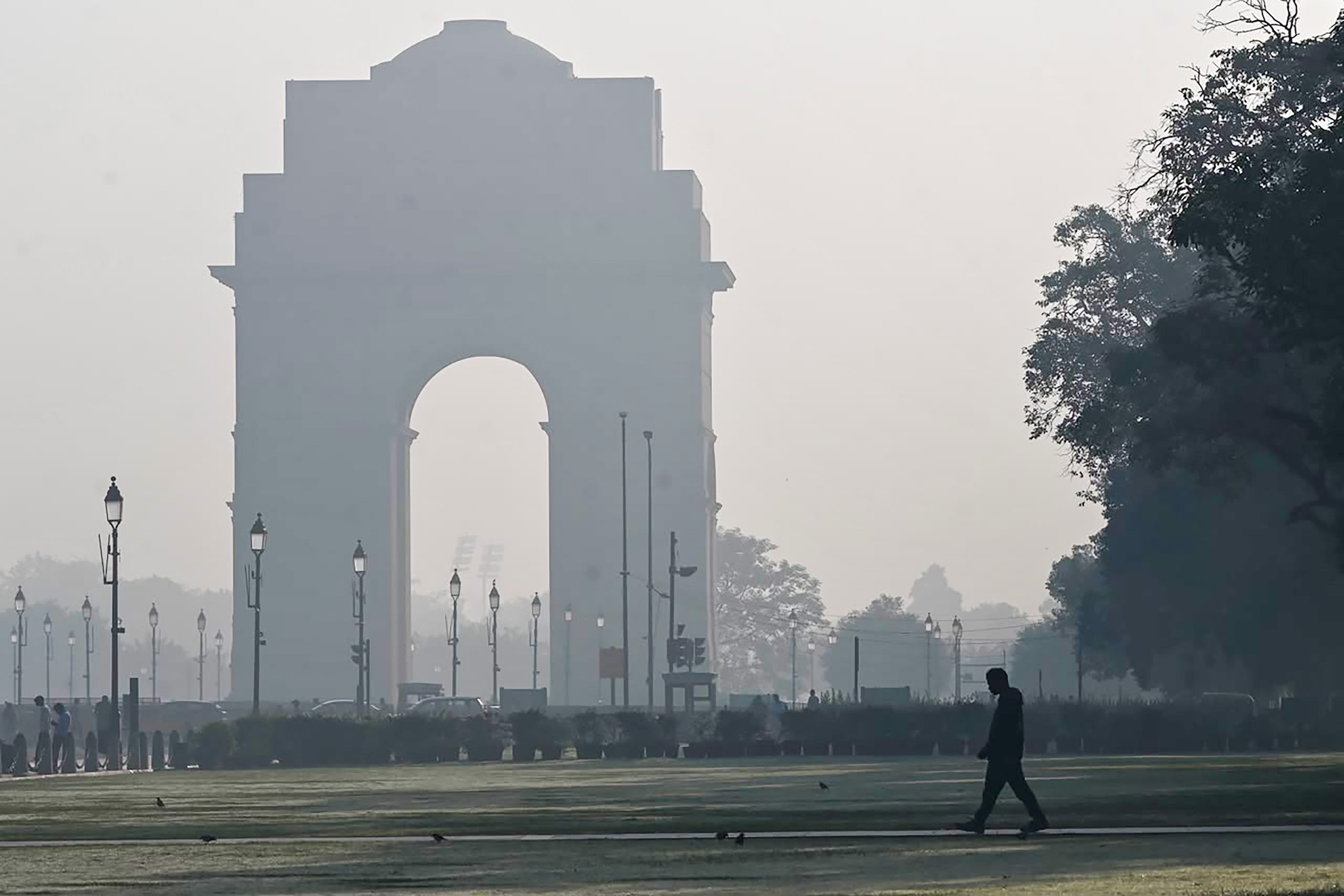 Weather Update: 29-30 अक्टूबर को गरज-चमक के साथ बारिश के आसार, सुबह के समय तापमान में गिरावट