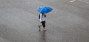 Heavy rains batter Puducherry ; schools shut, low-lying areas inundated