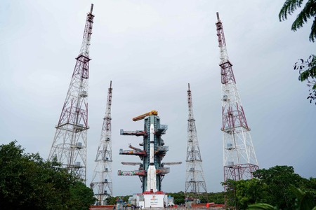 ISRO आज रात लॉन्च करेगा GSLV-F-18 अंतरिक्ष में भेजेगा नेविगेशन सैटेलाइट